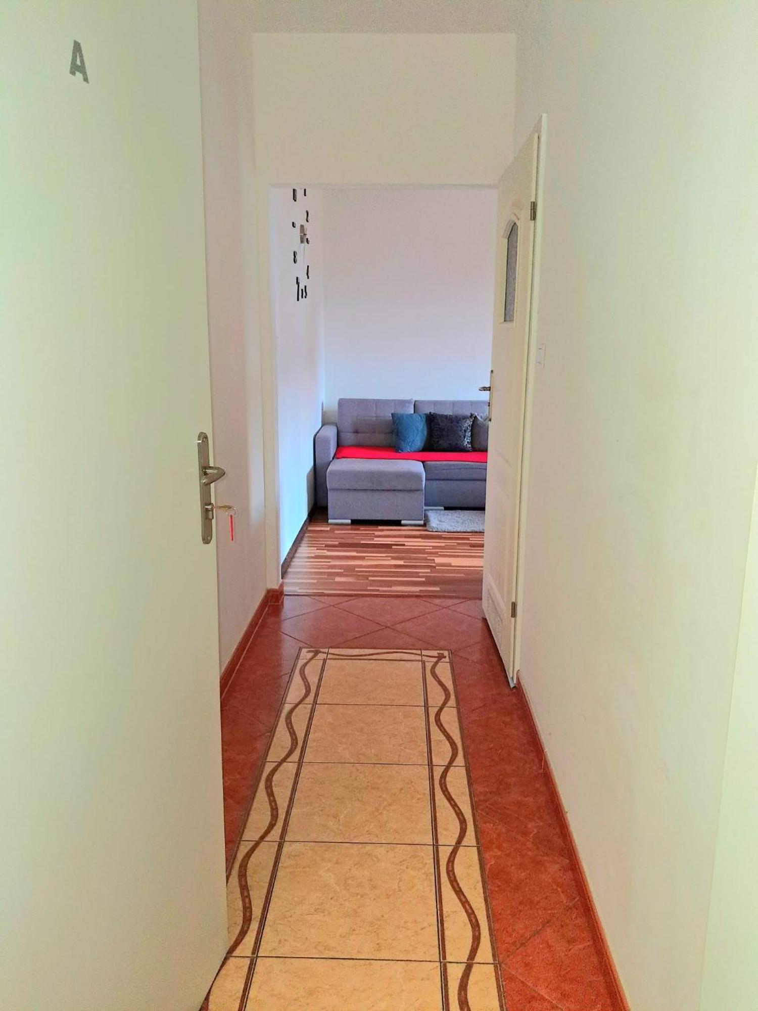Apartment Stronska *